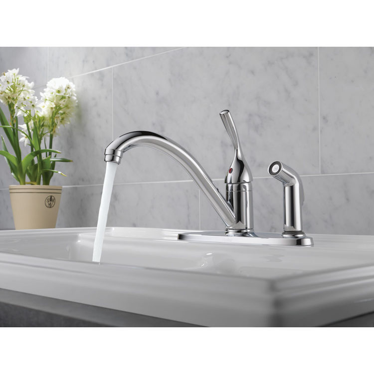 Delta 300-DST Classic Single Handle Kitchen Faucet with Side Sprayer in  Chrome